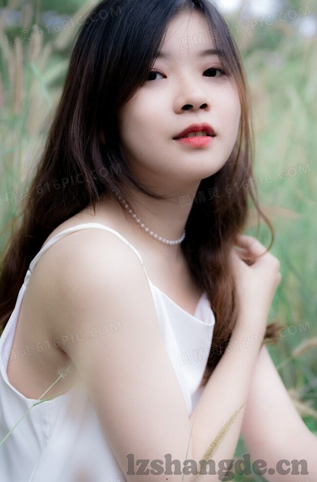 人妻美由纪-探寻人妻美由纪的独特魅力，从内而外的温婉光辉